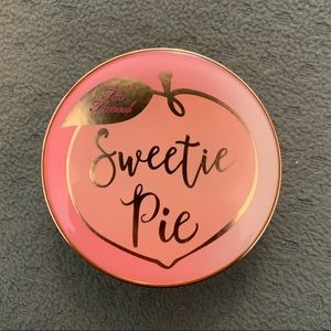 Two Faces Sweetie Pie-bronzer / blush / hilighter